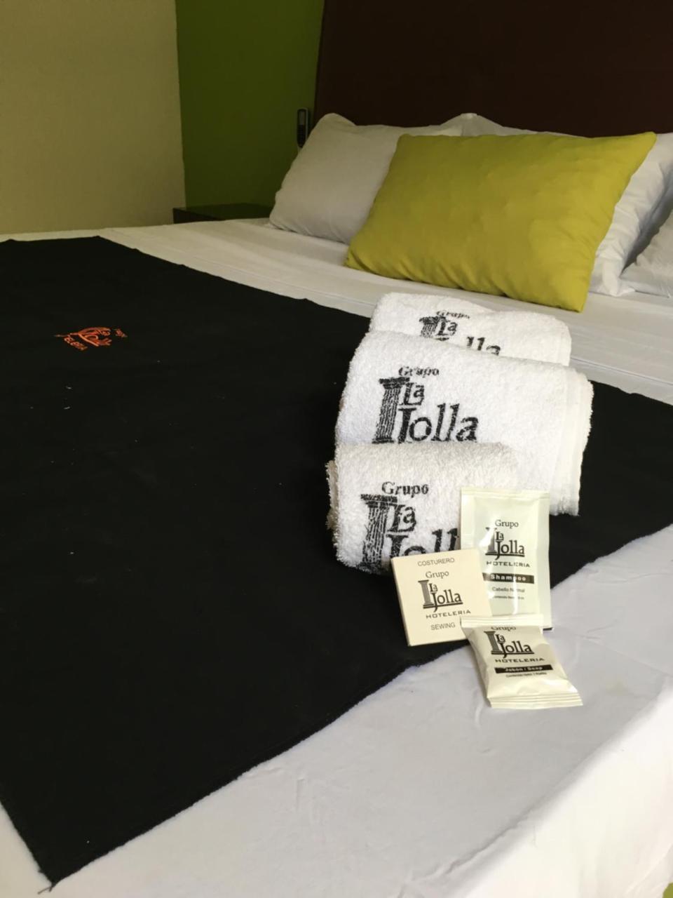 Hotel La Jolla 洛斯莫奇斯 外观 照片